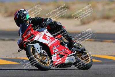 media/Oct-08-2022-SoCal Trackdays (Sat) [[1fc3beec89]]/Turn 16 (125pm)/